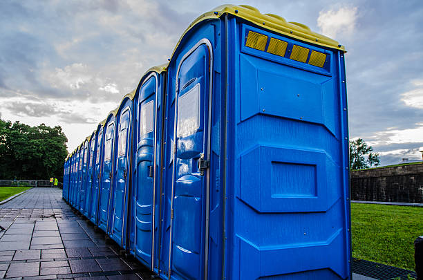 Best Luxury portable toilet rental  in St James, MO